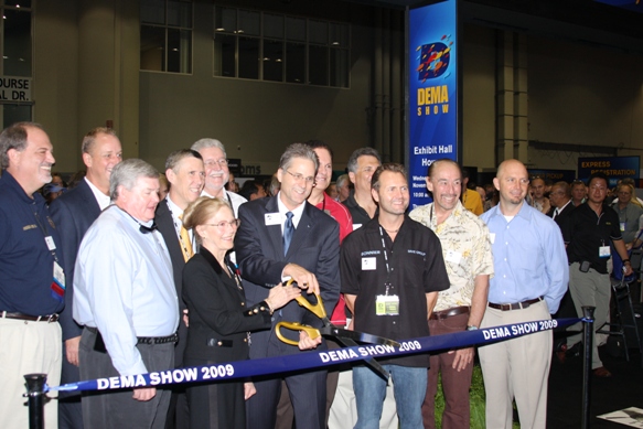 DEMA 2009 - 1 - Ribbon Cutting