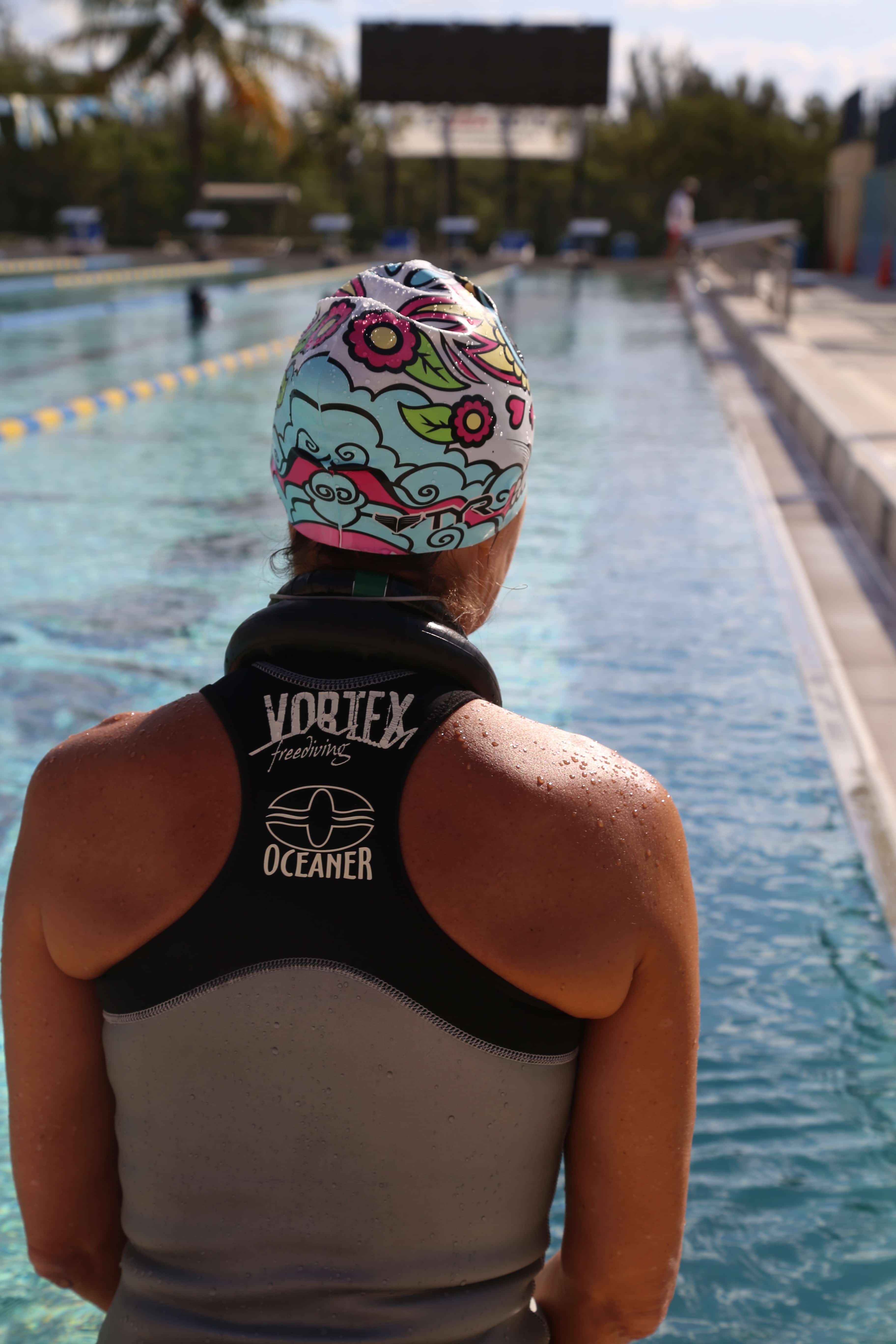 Claire Paris prepares for a personal best DYN swim of 150M