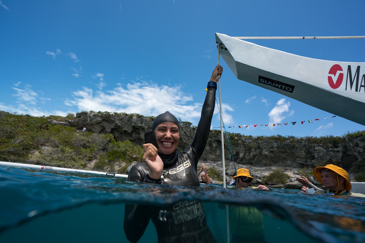 Marine biologist Estrella Navarro, dives for ocean conservation (photo by Daan Verhoeven)