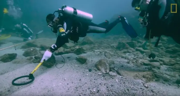 'Shipwreck Hunter' David Mearns searches for clues to a lost ship (Image credit: National Geographic)