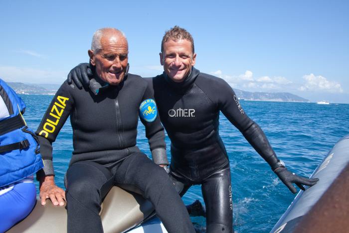 Freediving Legend Enzo Maiorca Dies At 85 Deeperblue Com Freediving Legend Enzo Maiorca Dies At 85 Deeperblue Com