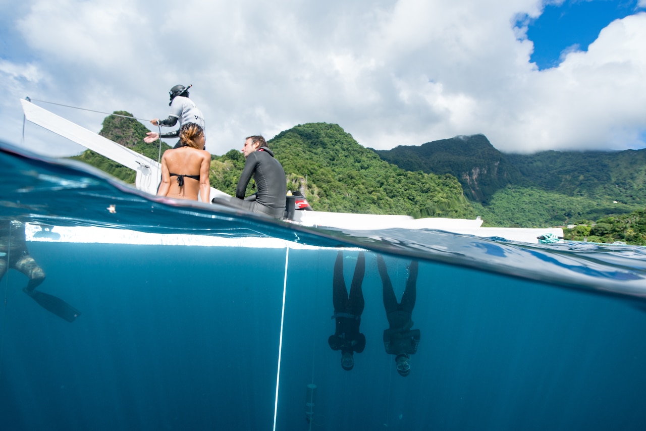  "Over-under easy!" Dominica is a fun place to hang for freedivers! (photo © Daan Verhoeven)