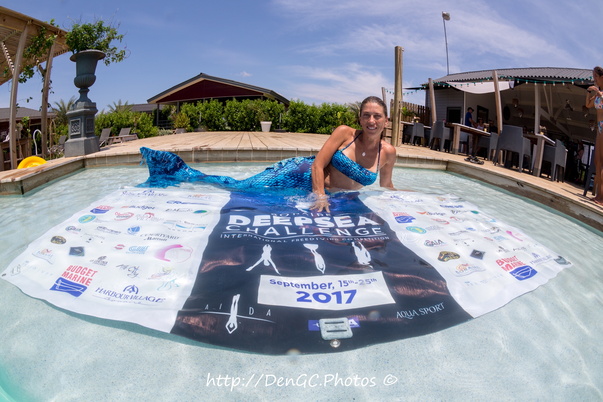 The event's closing ceremony featured the beginning of the Caribbean Mermaid Festival.