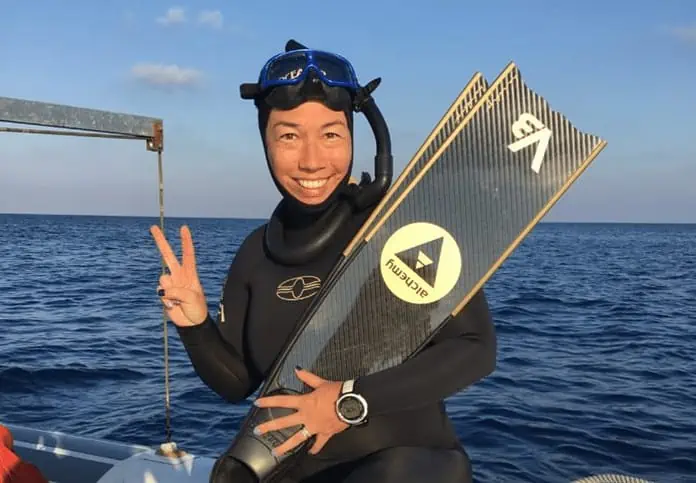 DeeperBlue.com's Francesca Koe Among National Marine Sanctuary Foundation Honorees