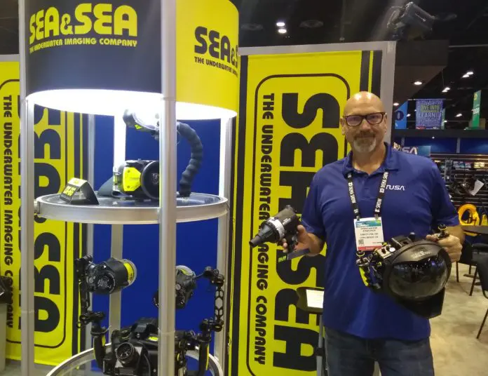 Sea&Sea Shines Bright with New Strobe and Lighter Dome Port