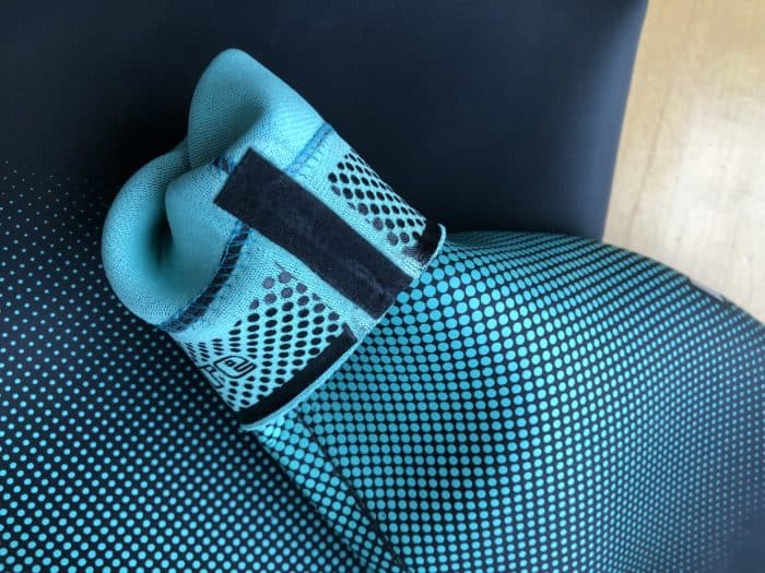Interior detail of the leg cuff