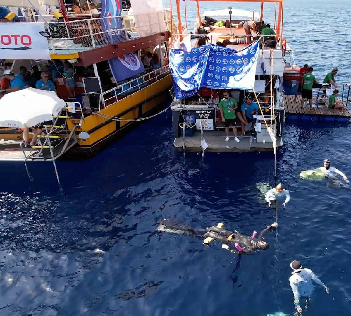 Campeonato Mundial CMAS de Apnea al Aire Libre 2022: Día 4 – Las condiciones climáticas acortan el día de competencia