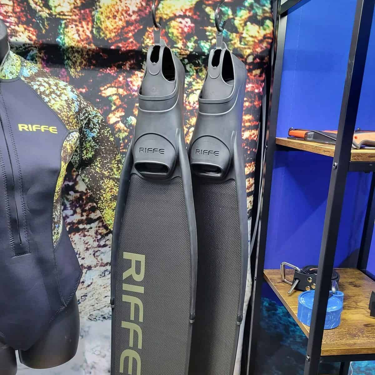 RIFFE's new Silent Hunter fins at DEMA Show 2022