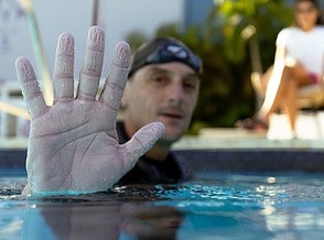 William Trubridge Breaks Endurance Underwater Swimming World Record thumbnail