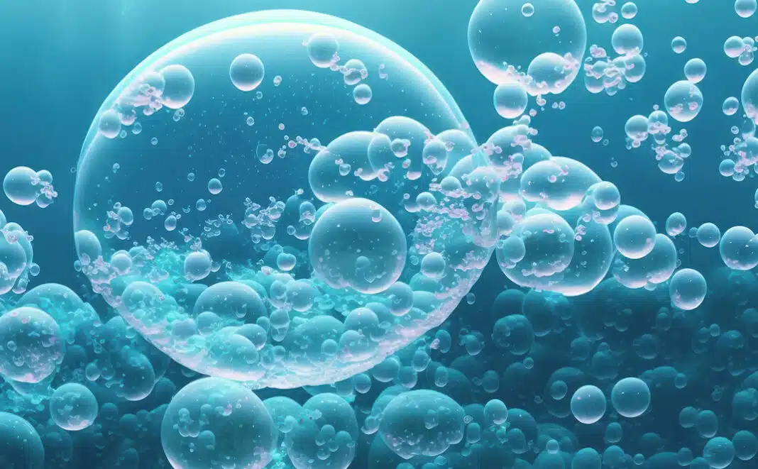 Bubbles (AdobeStock)