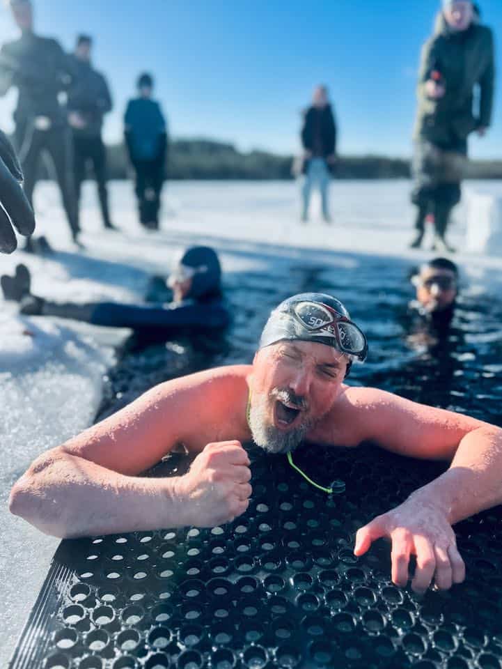 Olavi Paananen Breaks No-Fins, Under-Ice World Record (Image credit: Kimmo Lahtinen)