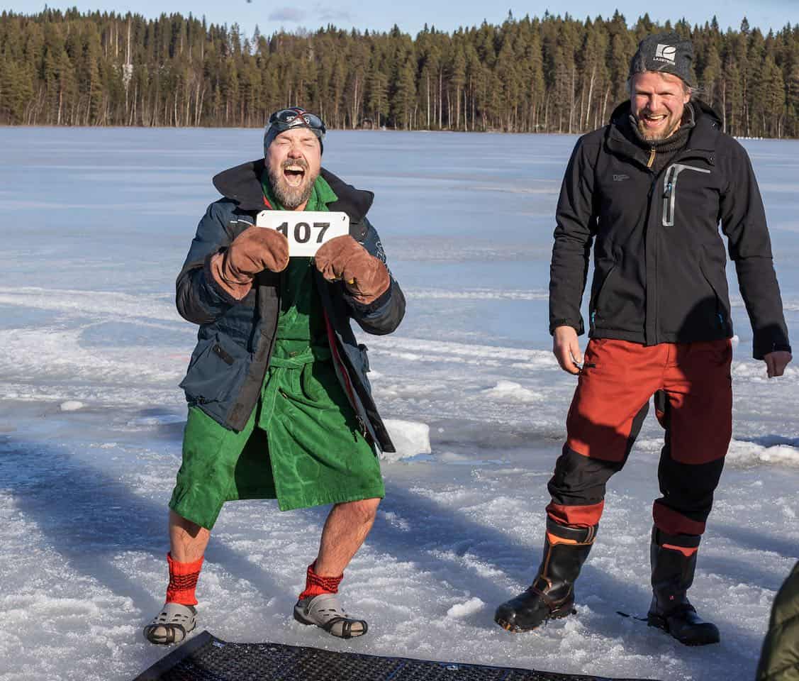 Olavi Paananen Breaks No-Fins, Under-Ice World Record (Image credit: Pentti Leinonen)