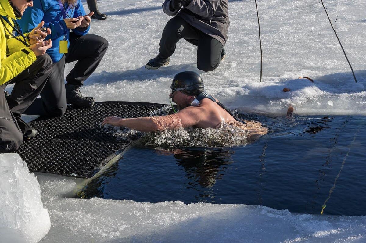 Olavi Paananen Breaks No-Fins, Under-Ice World Record (Image credit: Pentti Leinonen)