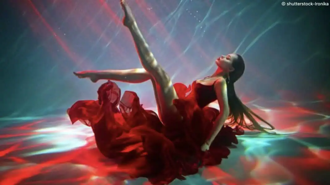 A Beginner’s Guide to Underwater Dance – Learn How to Create Visually Stunning Content