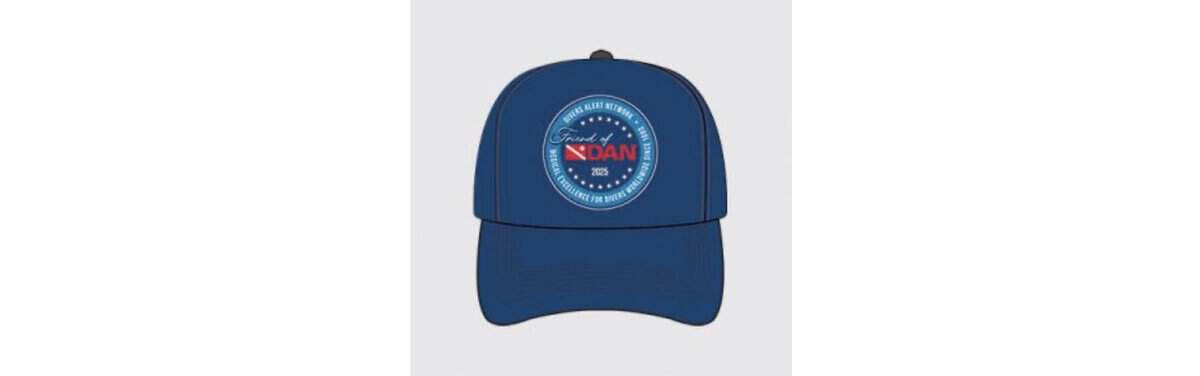 Friend of DAN giving hat